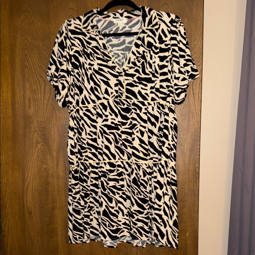 Umgee Black and Cream Zebra Print Midi Dress